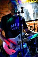 20250425 FOTO male LIVEband Retro Rock Pub MARTIN 18.JPG